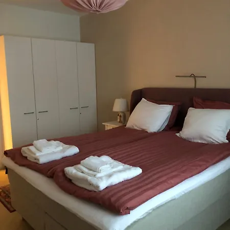 Premium Center 2 Glassed Balcony Free Private Parking Kemi